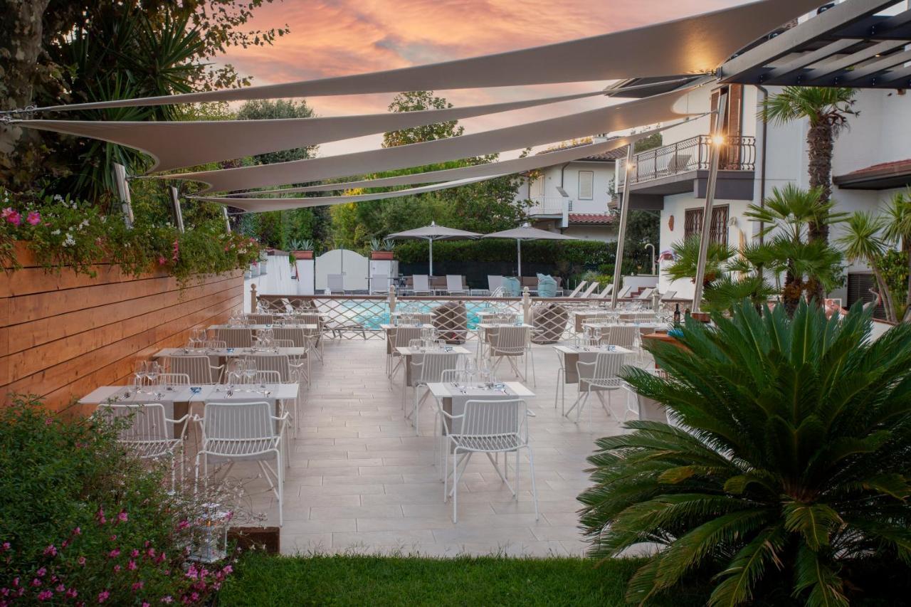 Hotel Tarabella فورتي دي مارمي المظهر الخارجي الصورة